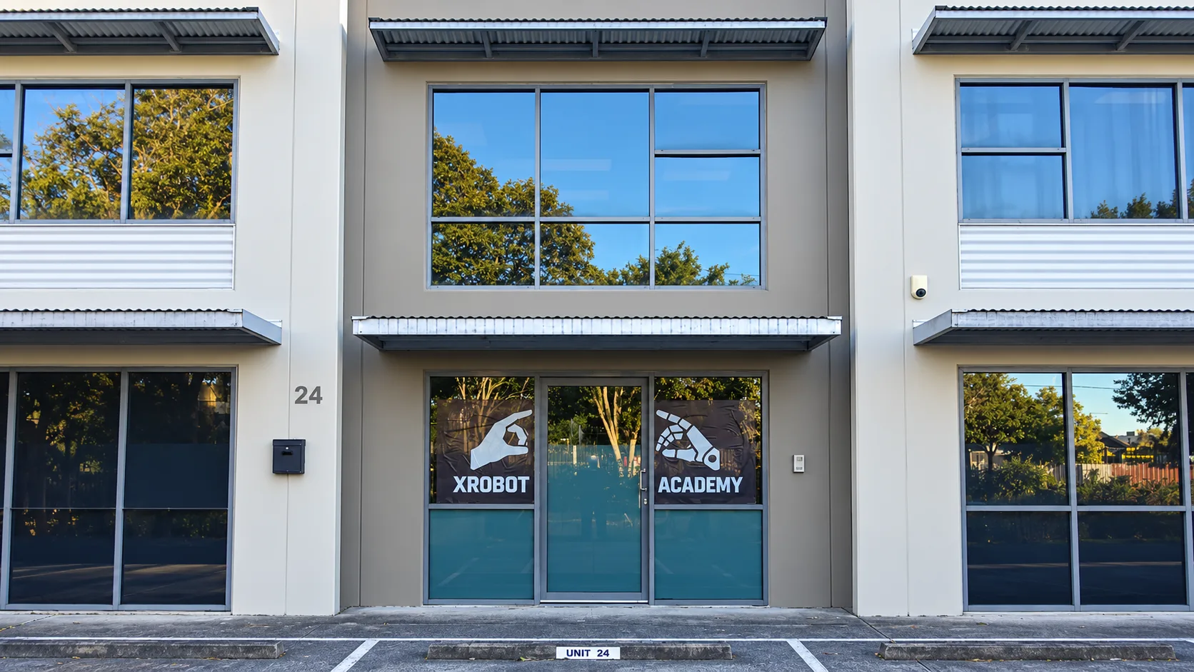 XROBOT Academy Welcomes the First Members of the Founding Twelve